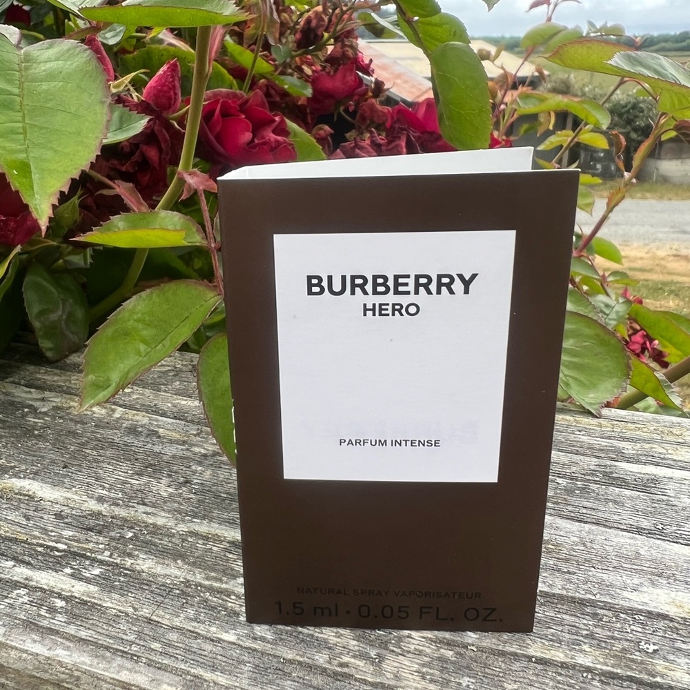 Burberry Hero Parfum Intense men’s cologne fragrance nwt